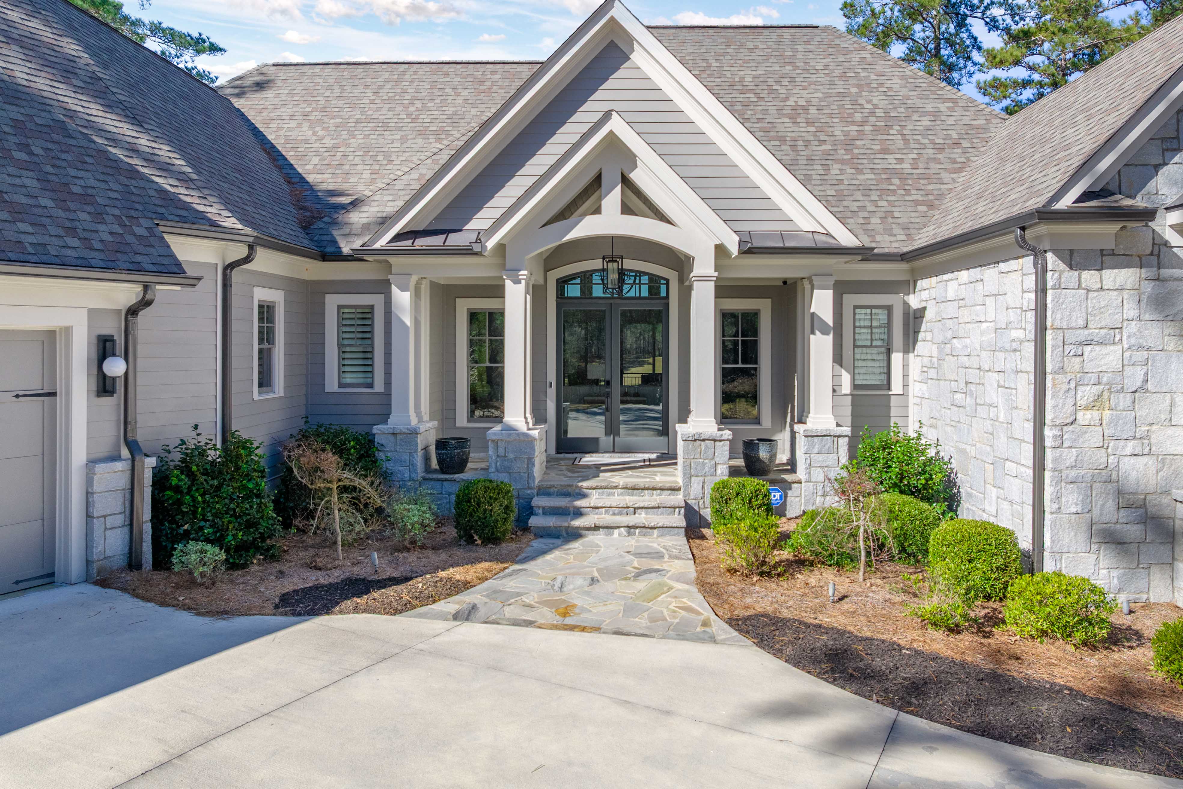 2661 Parrott's Pointe Road image 4